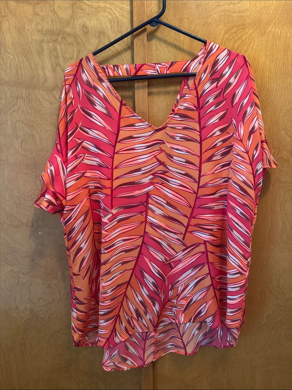 Apt. 9 V-Neck Tropical Leaf Print Top in Coral and Orange